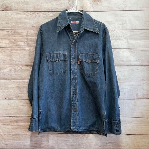 VINTAGE LEVIS ORANGE TAB DENIM SHIRT WITH HAND EMBROIDERED DESIGN ON BACK - Picture 1 of 10